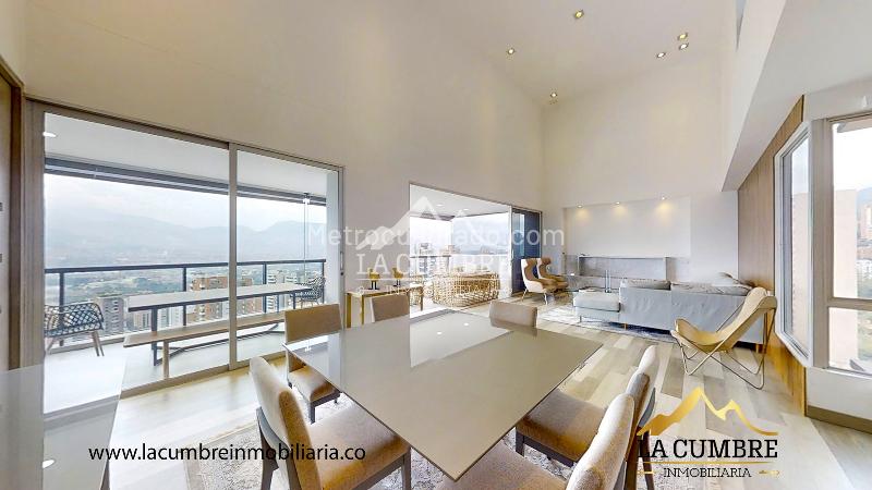 Duplex 4BR Apartment with Jacuzzi in El Poblado - 3