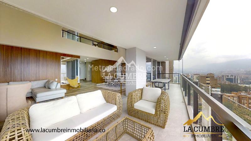 Duplex 4BR Apartment with Jacuzzi in El Poblado - 4
