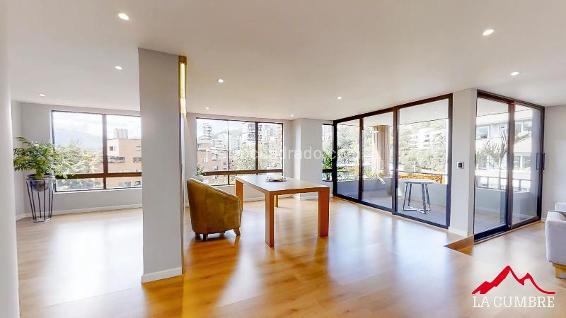 3BR Apartment in Gated Complex in El Tesoro, El Poblado - 2