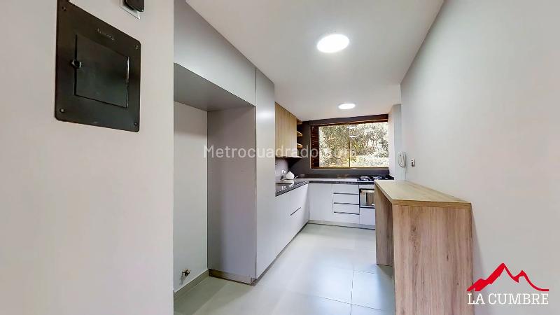 3BR Apartment in Gated Complex in El Tesoro, El Poblado - 4