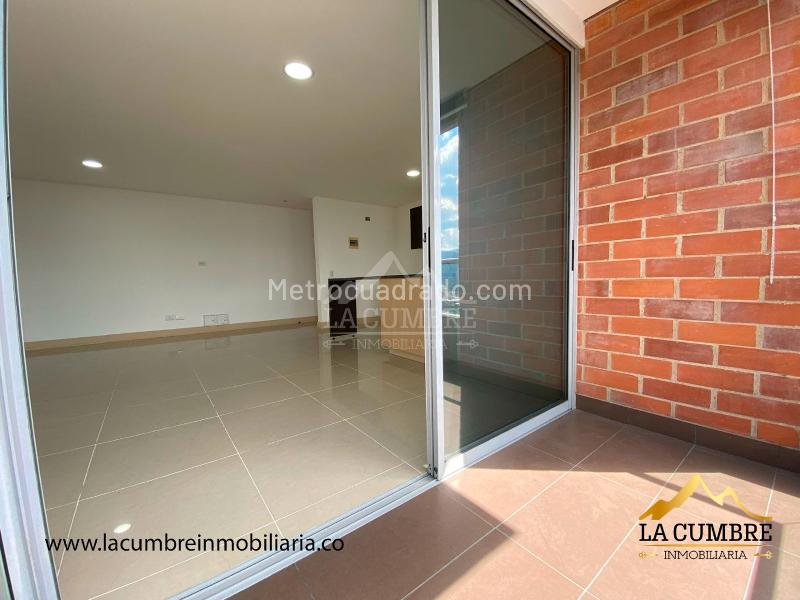 3BR Apartment with Double Covered Parking in Castropol, El Poblado - 5
