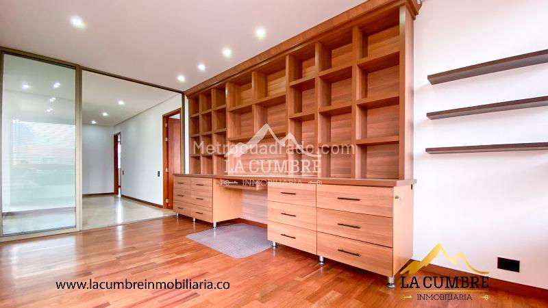 Apartamento Estiloso de 3 Alcobas en El Poblado Las Lomas - 7