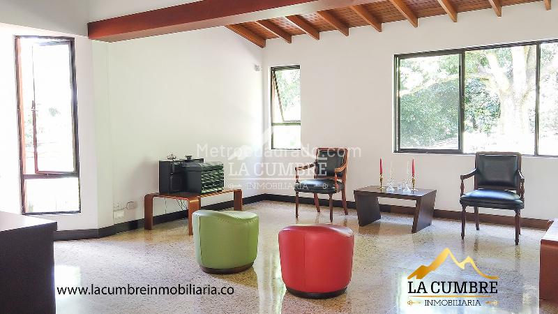 Casa Encantadora de 3 Alcobas en El Poblado Los Balsos - 9