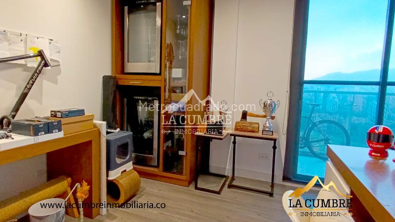 1BR Apartment with Double Covered Parking in Los Balsos - 8