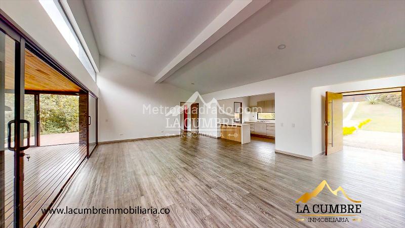 Casa Campestre de Un Nivel en Venta en El Retiro - 2