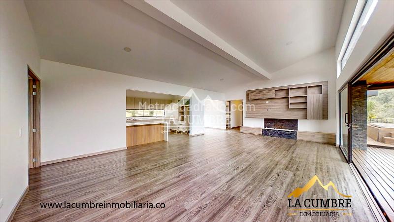 Casa Campestre de Un Nivel en Venta en El Retiro - 3