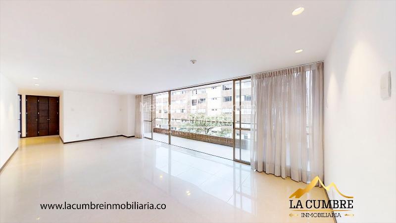 3BR Apartment in Zuñiga (168 m²)