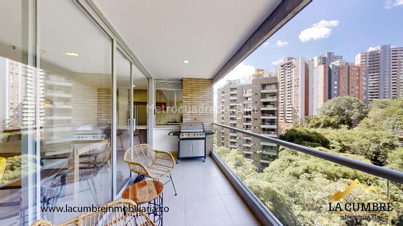 Furnished 2BR Apartment in Provenza, El Poblado - 4