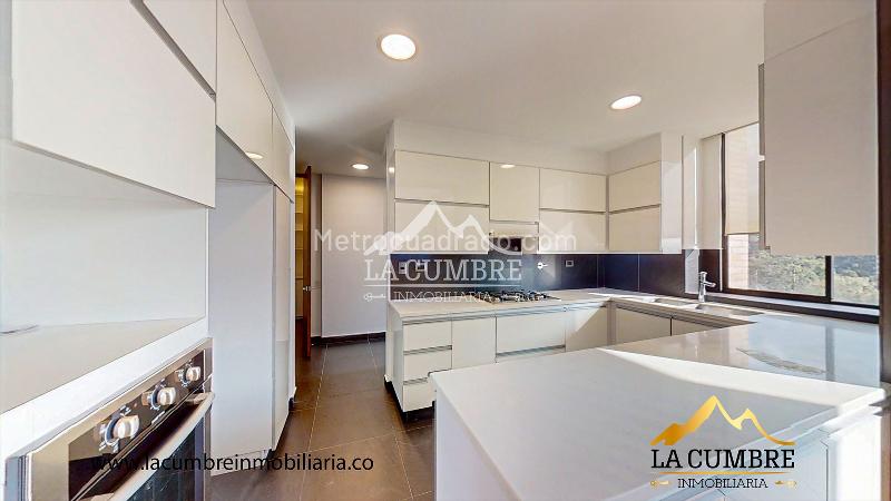 Apartamento Moderno de 3 Alcobas en El Campestre, El Poblado - 6