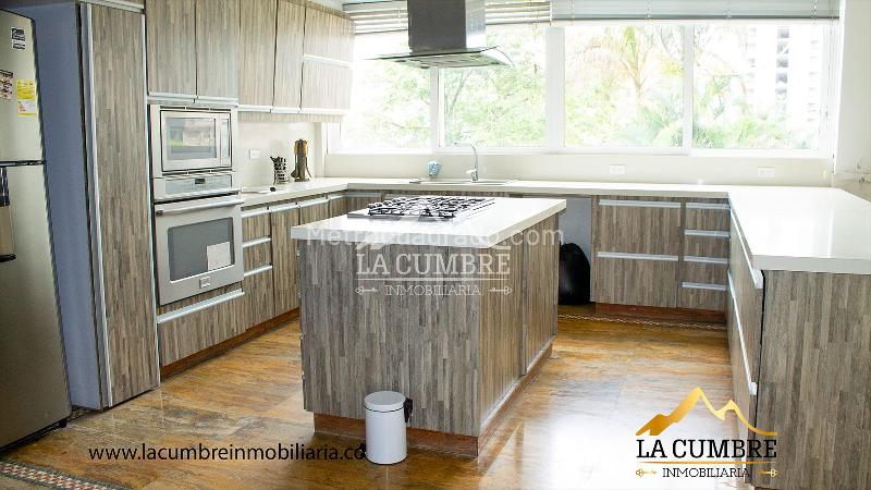 Casa en Alquiler en Altos del Poblado con Jacuzzi - 9