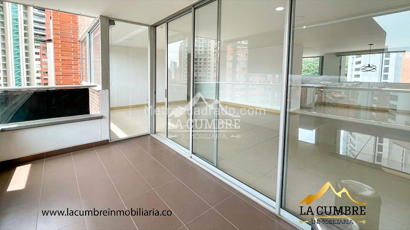 Spacious 3BR Apartment with Pool in Santa Maria de Los Angeles - 4