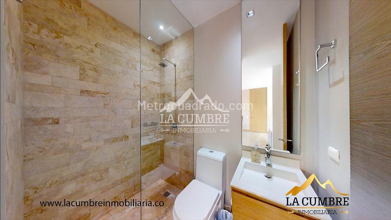 Apartamento de 1 Alcoba con 3 Parqueaderos Cubiertos en San Lucas - 9