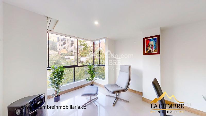 Furnished 3BR Apartment with Double Covered Parking in El Poblado (La Inferior) - 5