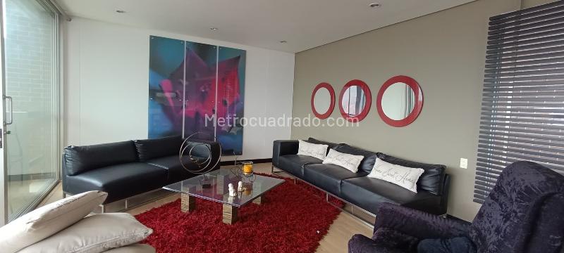 Apartamento Amoblado en Alquiler en El Poblado Loma de Los Parra - 4
