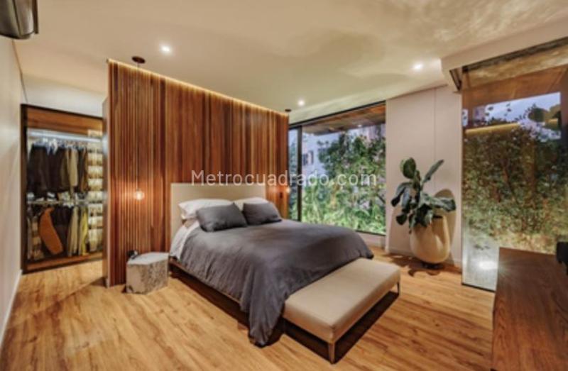 Modern 2BR Apartment in Vizcaya, El Poblado - 6