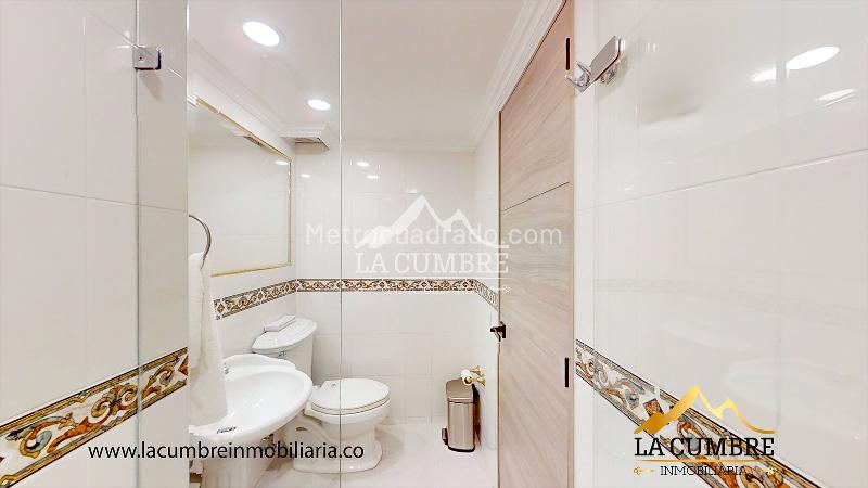 Apartamento amoblado de 3 alcobas en El Tesoro, El Poblado - 9