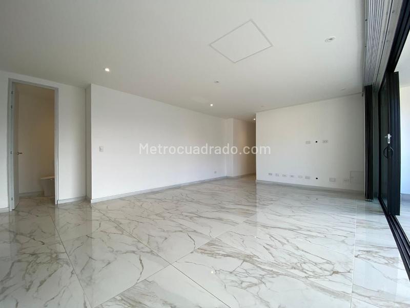 3BR Apartment for Rent with Double Covered Parking in El Poblado (Castropol) - 4