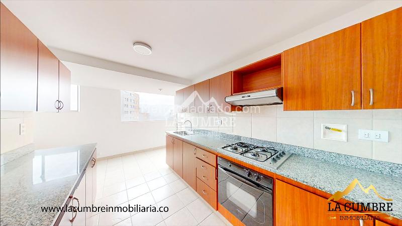 3BR Apartment with Double Covered Parking in Milla de Oro, El Poblado - 6