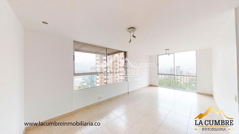 3BR Apartment with Double Covered Parking in Milla de Oro, El Poblado - 9