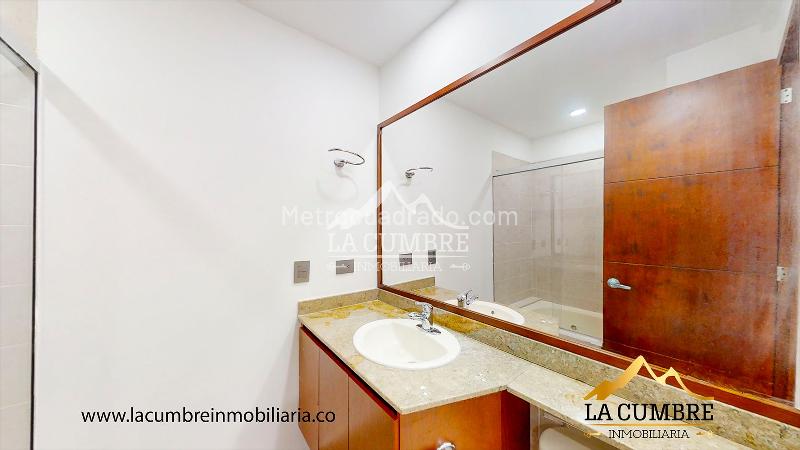3BR Apartment for Rent with Double Covered Parking in El Poblado (San Lucas) - 7