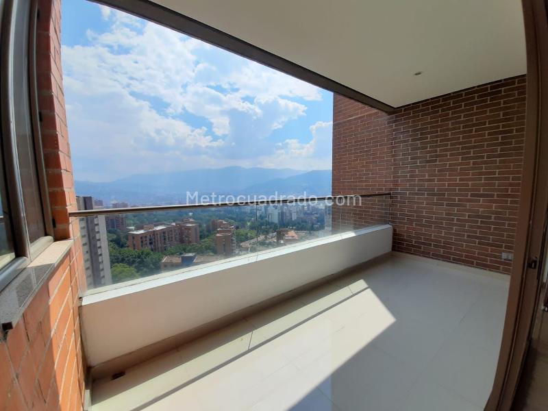 2BR Apartment for Rent in Los Balsos, El Poblado - 3