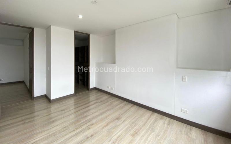 Cozy 2BR Apartment in El Poblado - 8