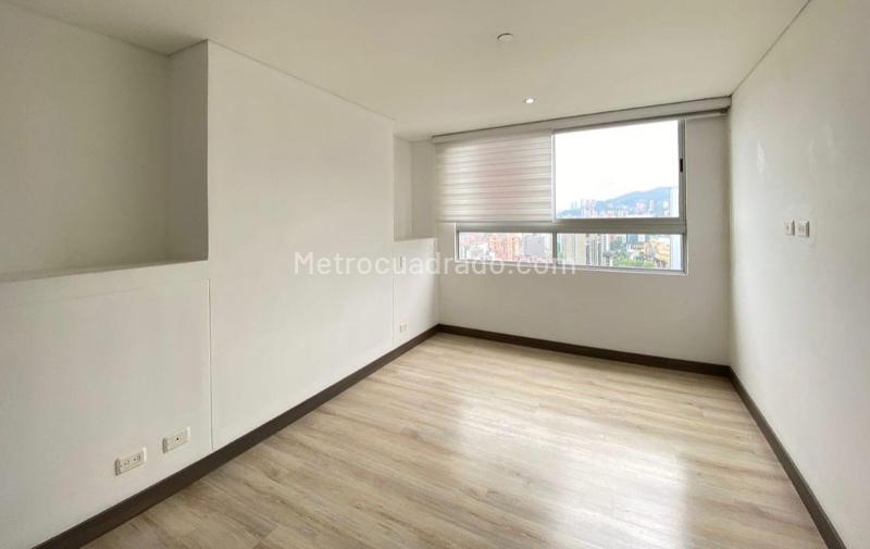 Cozy 2BR Apartment in El Poblado - 9