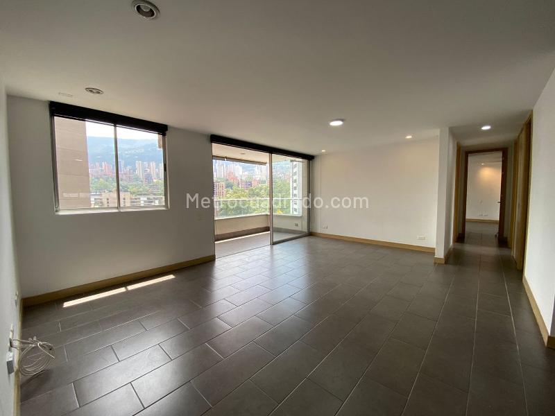 Modern 3BR Apartment with Pool in Santa Maria de Los Angeles - 2