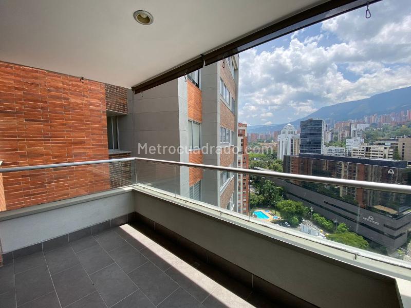 Modern 3BR Apartment with Pool in Santa Maria de Los Angeles - 8