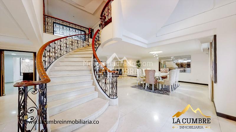 Casa Amplia de 5 Alcobas en San Lucas, El Poblado - 4