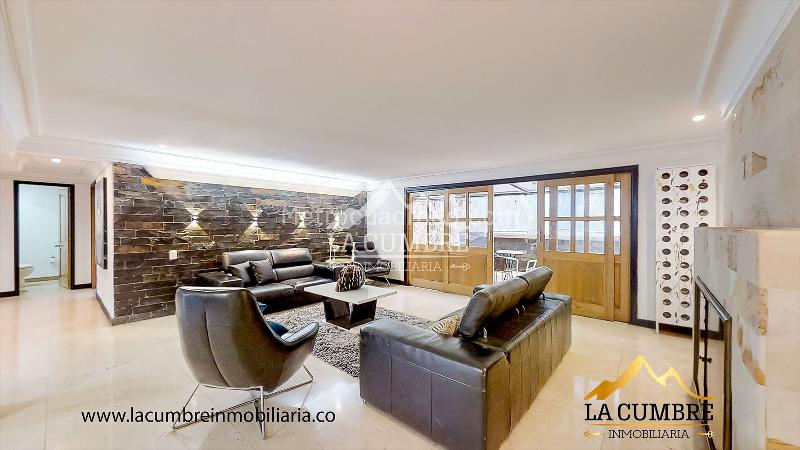 Casa Amoblada de 5 Alcobas en San Lucas, El Poblado - 5