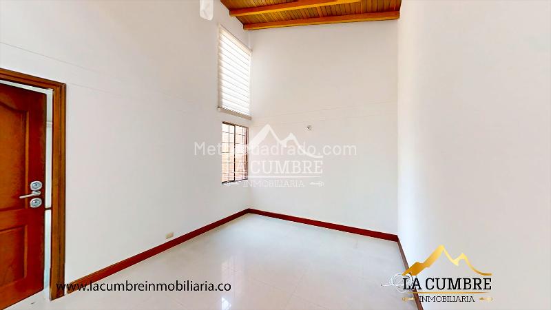 Spacious 3BR House in San Lucas, El Poblado - 8