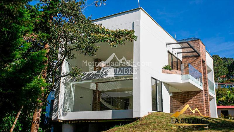 3BR House for Rent with 5 Baths in Alto de las Palmas - 3