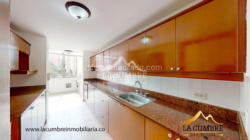 3BR Apartment for Rent with Double Covered Parking in El Poblado (Los Balsos) - 5