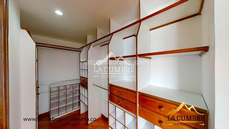 3BR Apartment for Rent with Double Covered Parking in El Poblado (Los Balsos) - 9