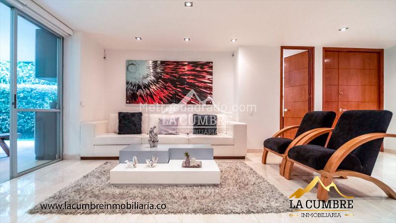 Spacious 3BR House in San Lucas, Poblado - 3