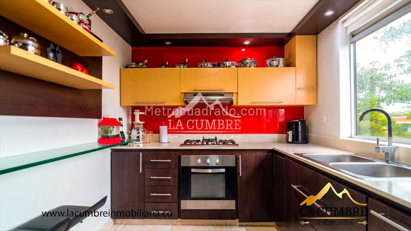 Spacious 3BR House in San Lucas, Poblado - 8