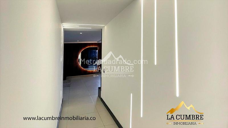 Duplex de 4 Alcobas con Vistas en El Poblado El Tesoro - 5