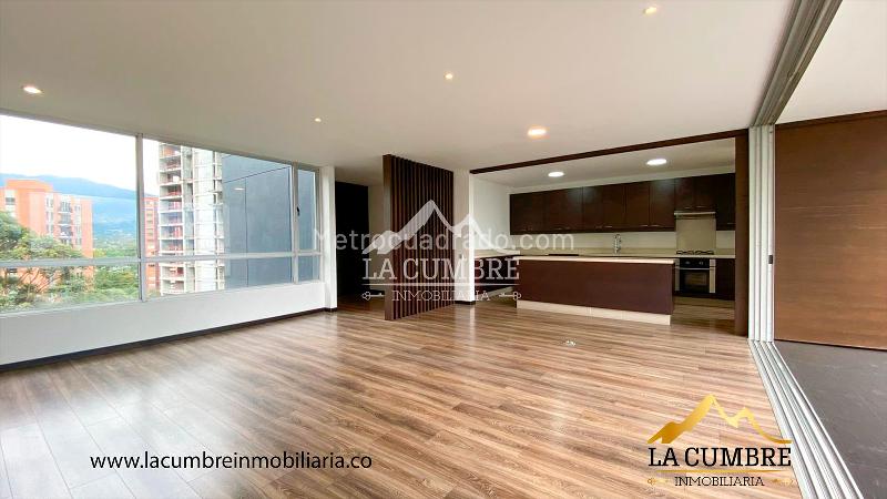 Apartamento con Piscina de 3 Alcobas en San Lucas, El Poblado