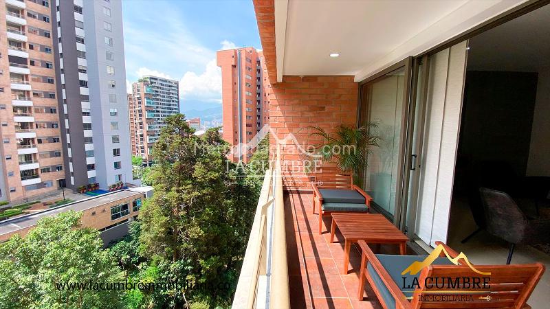 Charming 3BR Apartment in El Poblado Loma de Los Parra - 5
