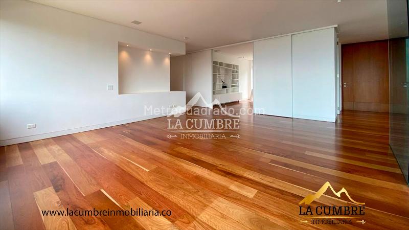 Apartamento de 3 Alcobas con Piscina en El Poblado Las Palmas - 5