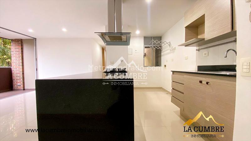 Apartamento de 3 Alcobas en Alquiler en Los Balsos, El Poblado - 5