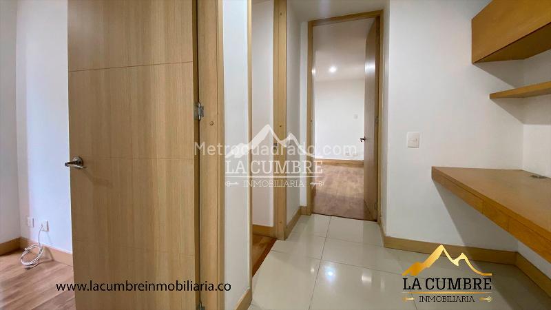 Apartamento de 3 Alcobas en Alquiler en Los Balsos, El Poblado - 8