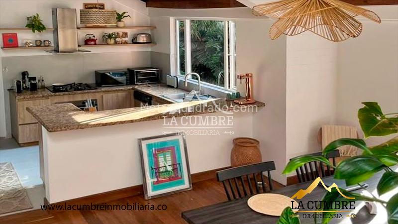 Furnished 3BR House in El Poblado San Lucas - 2