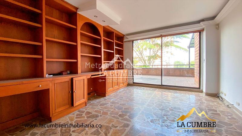 3BR Apartment with Double Parking in Los Balsos (El Poblado) - 6