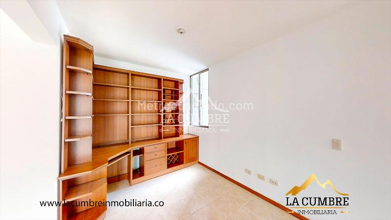 3BR Apartment with Double Covered Parking in Los Balsos, El Poblado - 6