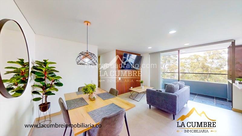 Spacious 3BR Apartment in El Poblado Las Palmas