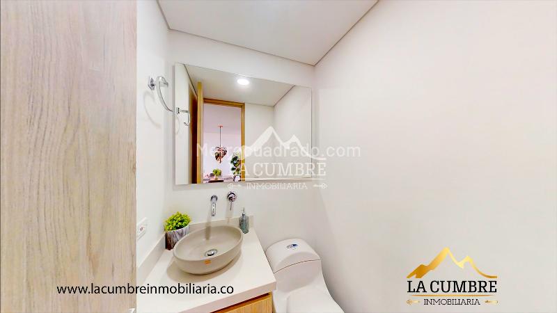 Apartamento Amplio de 3 Alcobas en El Poblado Las Palmas - 9