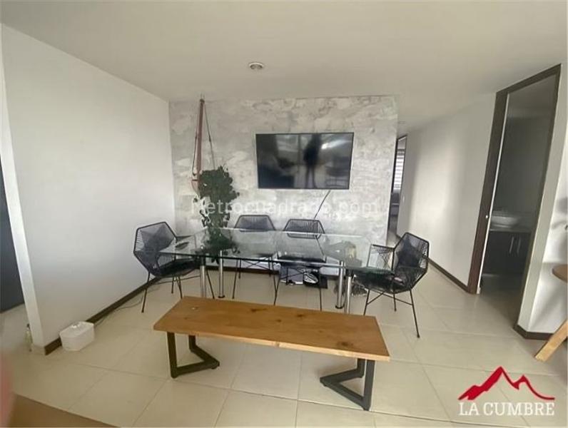 Apartamento Amoblado de 2 Alcobas en Las Palmas, El Poblado - 4