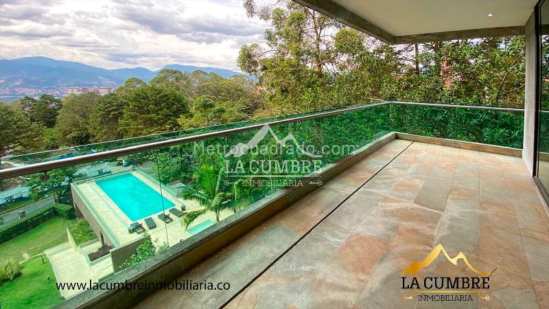 Apartamento Estiloso de 3 Alcobas en Los Balsos - 4